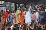 Bipasha Basu, Chunky Pandey at Ram Kadam Dahi Handi in Mumbai on 18th Aug 2014 (105)_53f3107c53708.JPG