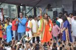 Bipasha Basu, Chunky Pandey at Ram Kadam Dahi Handi in Mumbai on 18th Aug 2014 (96)_53f31073e4b5c.JPG