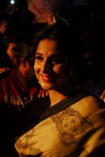 Vidya Balan on the occasion of Janmashtami (Dahi Handi) as she donates Rs. 10,00,000- for a charitable cause (Seven Hills Hospital) in Pune on 18th Aug 2014 (23)_53f31400c610c.jpg