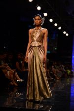 Model walk the ramp for Amit Aggarwal at Lakme Fashion Week Winter Festive 2014 Day 1 on 19th Aug 2014 (1051)_53f4635a67e3c.JPG