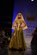 Model walk the ramp for Amit Aggarwal at Lakme Fashion Week Winter Festive 2014 Day 1 on 19th Aug 2014 (1108)_53f463aa2deee.JPG
