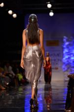 Model walk the ramp for Amit Aggarwal at Lakme Fashion Week Winter Festive 2014 Day 1 on 19th Aug 2014 (1136)_53f463d3e1c59.JPG