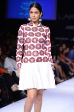 Model walk the ramp for Surendry at Lakme Fashion Week Winter Festive 2014 Day 2 on 20th Aug 2014  (33)_53f48265e2ec8.JPG