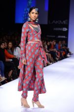 Model walk the ramp for Surendry at Lakme Fashion Week Winter Festive 2014 Day 2 on 20th Aug 2014  (77)_53f482a2b5f2a.JPG