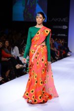 Model walk the ramp for Surendry at Lakme Fashion Week Winter Festive 2014 Day 2 on 20th Aug 2014  (85)_53f482adc5247.JPG