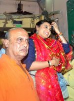 Rani Mukherjee visits Kolkatta in Mumbai on 19th Aug 2014 (24)_53f43739cb912.jpg