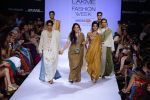 Konkona Sen Sharma walk the ramp for Alavila at Lakme Fashion Week Winter Festive 2014 Day 3 on 21st Aug 2014 (266)_53f73eeeb57da.JPG