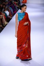 Model walk the ramp for Purvi Doshi at Lakme Fashion Week Winter Festive 2014 Day 3 on 21st Aug 2014 (22)_53f740ef0434c.JPG