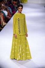 Model walk the ramp for Purvi Doshi at Lakme Fashion Week Winter Festive 2014 Day 3 on 21st Aug 2014 (6)_53f740d76aa32.JPG