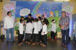 Varun Dhawan, Sidharth Malhotra interact with kids of Ashray NGO and Abu Jani, Sandeep Kosla charity in Bandra, Mumbai on 23rd Aug 2014 (58)_53f9dc6ec2f56.JPG
