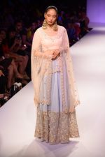 Model walk the ramp for Payal Singhal at LFW 2014 Day 5 on 23rd Aug 2014 (108)_53faf92c31194.JPG