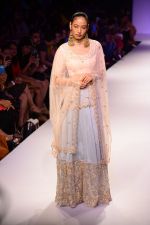 Model walk the ramp for Payal Singhal at LFW 2014 Day 5 on 23rd Aug 2014 (109)_53faf92d3753b.JPG