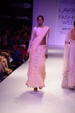 Model walk the ramp for Payal Singhal at LFW 2014 Day 5 on 23rd Aug 2014 (115)_53faf933a6161.JPG
