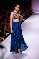Model walk the ramp for Payal Singhal at LFW 2014 Day 5 on 23rd Aug 2014 (189)_53faf98a2f664.JPG
