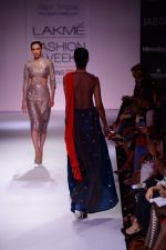 Model walk the ramp for Payal Singhal at LFW 2014 Day 5 on 23rd Aug 2014 (190)_53faf98b4ad31.JPG
