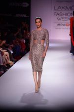 Model walk the ramp for Payal Singhal at LFW 2014 Day 5 on 23rd Aug 2014 (194)_53faf9902f051.JPG