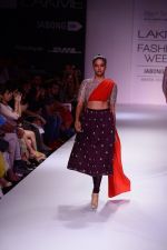 Model walk the ramp for Payal Singhal at LFW 2014 Day 5 on 23rd Aug 2014 (204)_53faf99cd4a17.JPG