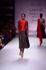 Model walk the ramp for Payal Singhal at LFW 2014 Day 5 on 23rd Aug 2014 (213)_53faf9a665f58.JPG