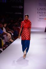 Model walk the ramp for Payal Singhal at LFW 2014 Day 5 on 23rd Aug 2014 (224)_53faf9b268782.JPG