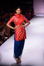 Model walk the ramp for Payal Singhal at LFW 2014 Day 5 on 23rd Aug 2014 (229)_53faf9b75ad6e.JPG