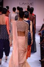 Model walk the ramp for Payal Singhal at LFW 2014 Day 5 on 23rd Aug 2014 (303)_53faf9db59f0e.JPG