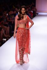 Vaani Kapoor walk the ramp for Payal Singhal at LFW 2014 Day 5 on 23rd Aug 2014 (309)_53faf8c68087f.JPG