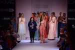 Vaani Kapoor walk the ramp for Payal Singhal at LFW 2014 Day 5 on 23rd Aug 2014 (333)_53faf8e33ae34.JPG