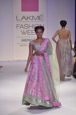 Model walk the ramp for Anushree Reddy at LFW 2014 Day 5 on 23rd Aug 2014 (47)_53fc8f92be256.JPG