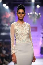 Model walk the ramp for Varun Bahl at LFW 2014 Day 6 on 24th Aug 2014 (107)_53fc770a8108a.JPG