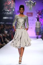 Model walk the ramp for Varun Bahl at LFW 2014 Day 6 on 24th Aug 2014 (121)_53fc771910a21.JPG