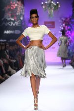 Model walk the ramp for Varun Bahl at LFW 2014 Day 6 on 24th Aug 2014 (127)_53fc771f1129e.JPG