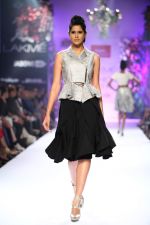 Model walk the ramp for Varun Bahl at LFW 2014 Day 6 on 24th Aug 2014 (134)_53fc77265152c.JPG