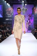 Model walk the ramp for Varun Bahl at LFW 2014 Day 6 on 24th Aug 2014 (94)_53fc76fc40a04.JPG