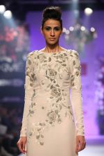 Model walk the ramp for Varun Bahl at LFW 2014 Day 6 on 24th Aug 2014 (96)_53fc76fe65911.JPG