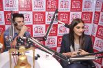 Sonam Kapoor and Fawad Khan at Red FM studios in Mumbai on 25th Aug 2014 (56)_53fc94eb43a7b.JPG