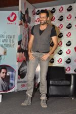 Abhay Deol at Channel V panel discussion on Juvenile Justice Bill in Novotel, Mumbai on 26th Aug 2014 (81)_53fdd0363b4e2.JPG