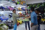 Ameesha Patel launches a toy store in Mumbai on 26th Aug 2014 (127)_53fdd570b3a55.JPG