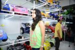 Ameesha Patel launches a toy store in Mumbai on 26th Aug 2014 (60)_53fdd52073f96.JPG
