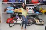 Ameesha Patel launches a toy store in Mumbai on 26th Aug 2014 (87)_53fdd54331c4d.JPG