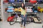 Ameesha Patel launches a toy store in Mumbai on 26th Aug 2014 (90)_53fdd5478eed5.JPG