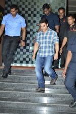 Aamir Khan at pk promotions in Mumbai on 27th Aug 2014 (285)_53fe957c08687.JPG