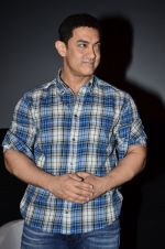 Aamir Khan at pk promotions in Mumbai on 27th Aug 2014 (54)_53fe949f65525.JPG