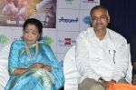 Asha Bhosle at album launch Bappa Moraya at IMFAA in Mumbai on 27th Aug 2014 (174)_53fe966cc715c.JPG