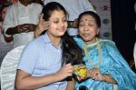 Asha Bhosle at album launch Bappa Moraya at IMFAA in Mumbai on 27th Aug 2014 (266)_53fe96cec2936.JPG