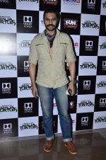 Gaurav Chopra at Ninja Turtles screening in Mumbai on 27th Aug 2014 (5)_53fe9aa86f50d.JPG