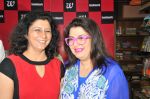 Author Sonia Golani & Director Farah Khan seen at Decoding Bollywood book launch event by Author Sonia Golani of Westland publishers_540075691805c.JPG