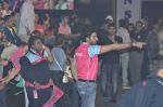 Abhishek Bachchan at Pro Kabaddi league Semi Finals in Mumbai on 29th Aug 2014 (71)_5401446e2cf26.JPG