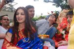 Sonali Bendre, Goldie Behl_s Ganesh visarjan in Mumbai on 30th Aug 2014 (17)_5401e67f56e9c.JPG