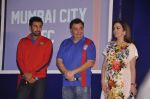 Rishi Kapoor, Nita Ambani at Ranbir Kapoor_s soocer team logo launch in Mumbai on 31st Aug 2014 (67)_5404213b21779.JPG