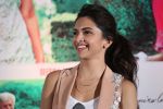 Deepika Padukone at Finding Fanny Promotional Event in Hyderabad on 2nd Sept 2014 (431)_5406c2f573f5e.jpg
